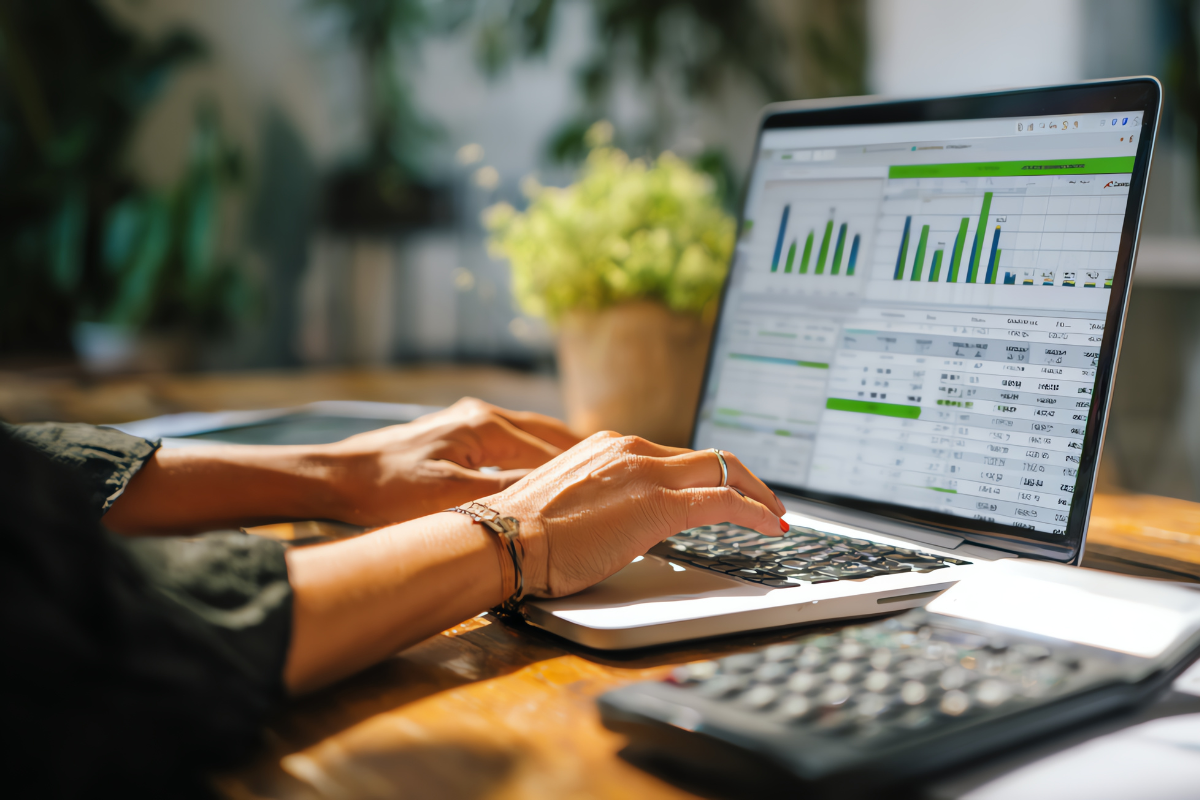 Growth-Stage SaaS Companies - B2B SaaS & Software